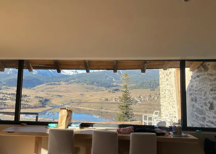 Petite Et Grande Bergeries